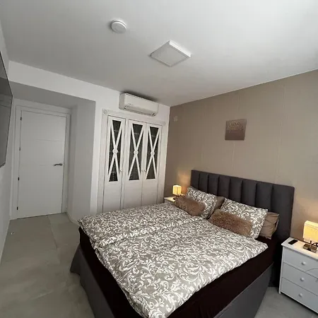 Leoni 1 Linea Apartment *