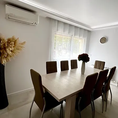 Apartment Leoni 1 Linea